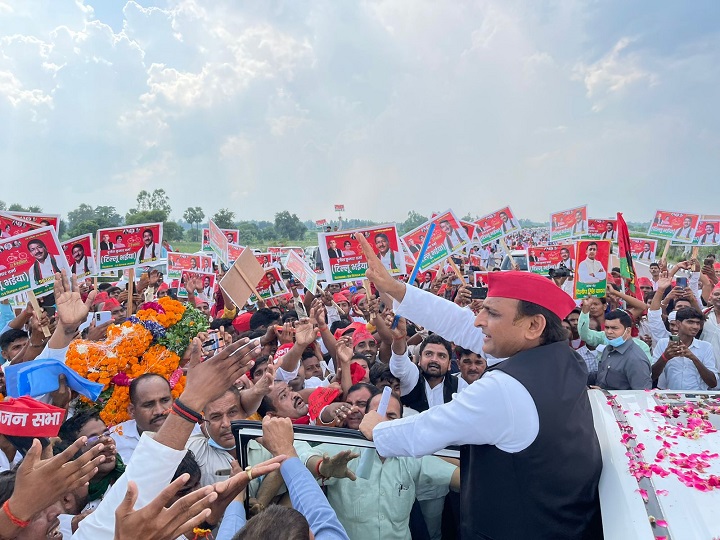 कन्नौज में अखिलेश यादव ने योगी सरकार को घेरा, बीजेपी को झूठ का अंतरराष्ट्रीय केंद्र बताया